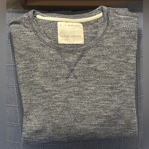Banana Republic Crewneck Sweater in Gray
